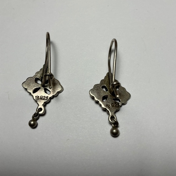 Sterling Silver Diamond Shaped Dangle Earrings. 1.25 inches long - Picture 3 of 4